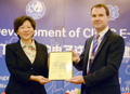 John Scanlon, CITES Secretary-General, and Yin Hong, State Forestry Administration